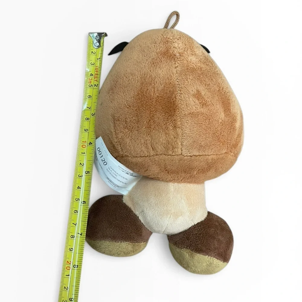 Super Mario Goomba Plush size 7” Brown Super Nintendo